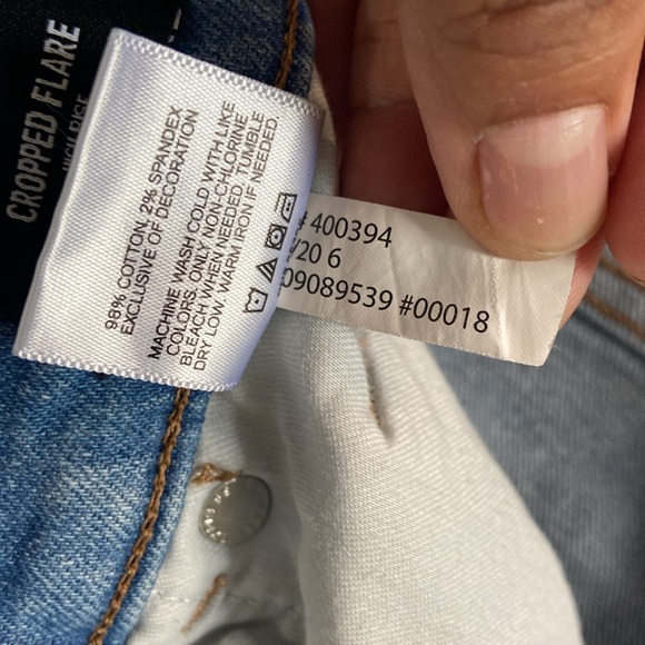 Express Women Jeans Blue Rhinestone Cropped Flare High Rise Denim Size 6 - Picture 15 of 17